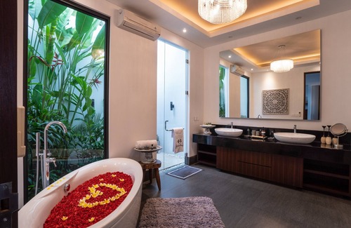 Kekeran House | Beach front Luxury Villa in Cemagi Beach