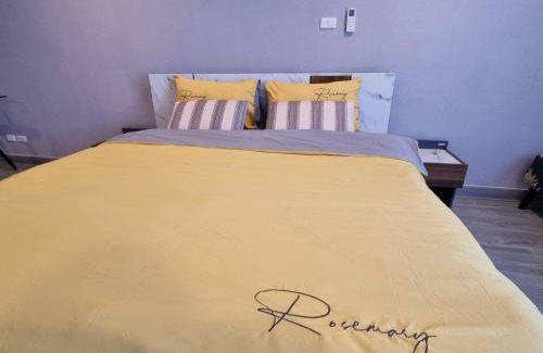 Rayong Apartment | BEACH FRONT modern room + Free hi speed Wi-Fi