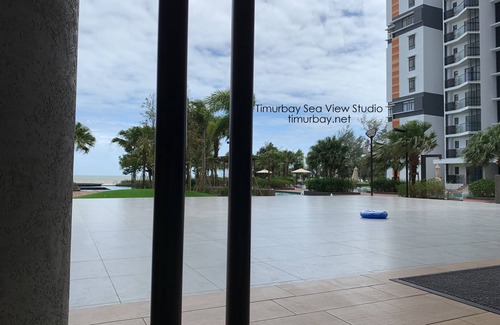 Kuantan Apartment | Beach Front, Sea View from Balcony & Sunrise