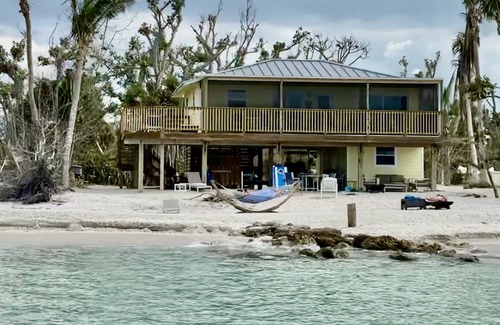 North Captiva House | BEACH FRONT with the best sunsets on the island!