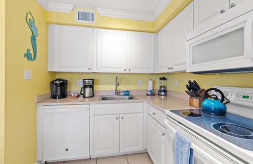 Whitney Beach Condo | Beach Getaway: Open Sunday - Wednesday!