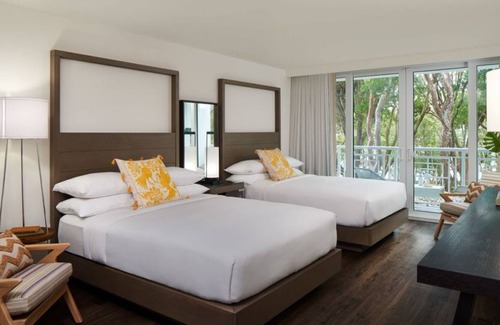 Rock Harbor Resort | Beach Getaway! Pool and Hot Tub, Free Parking, Private Beach Access!