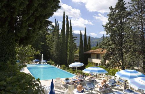 Malcesine Hotel | Beach Hotel Du Lac Malcesine