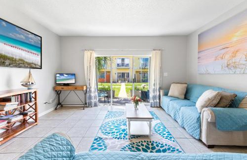 Miramar Beach House | Beach House 5min walk to beach, pool, close to shops and activities