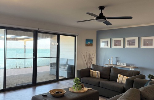 Cultana House | Beach House - absolute water front, secure yard and all weather BBQ area
