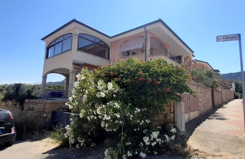 Cannigione Apartment | BEACH HOUSE ALICE