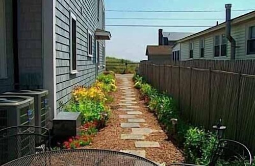 Seabrook House | Beach House at Seabrook Beach NH 50 steps to the sand!