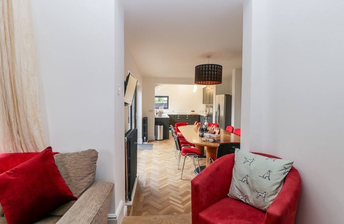 Bridlington Cottage | BEACH HOUSE, pet friendly, character holiday cottage in Bridlington