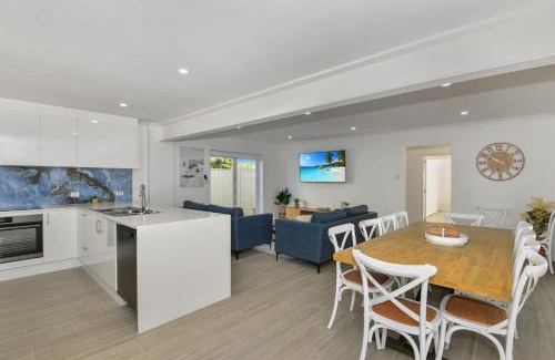 Toowoon Bay House | Beach House Ta Zott