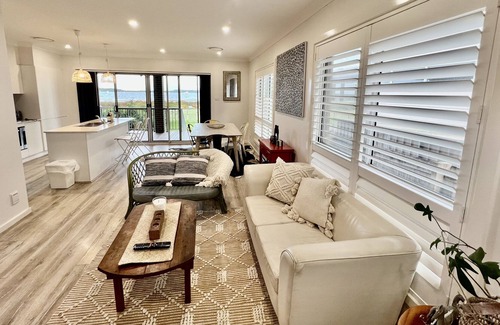 Taren Point House | Beach house Taren Point