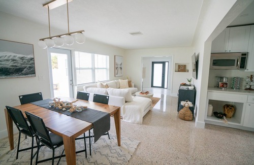St. Pete Beach House | Beach house w/private beach