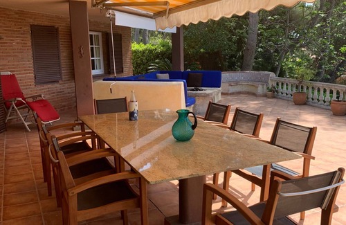 El Roc de Sant Gaieta House | Beach House With Sea Views -Walk To Beach/45 Min. From BCN