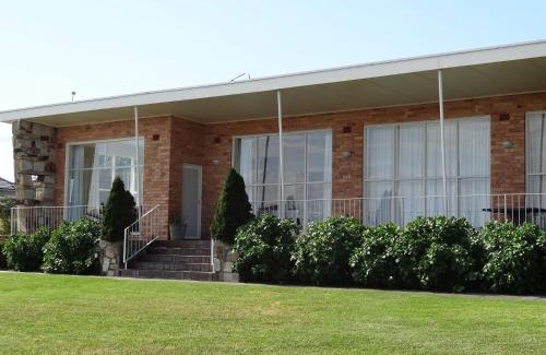 McCracken House | Beach Living at Its Best