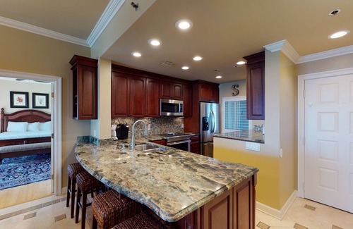 Sandestin Condo | Beach Manor 1110 - immaculate beach condo~clean~2 private balconies