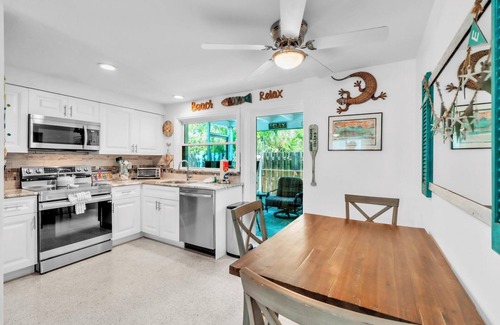 Anna Maria House | Beach N Bay 204 by Duncan Real Estate