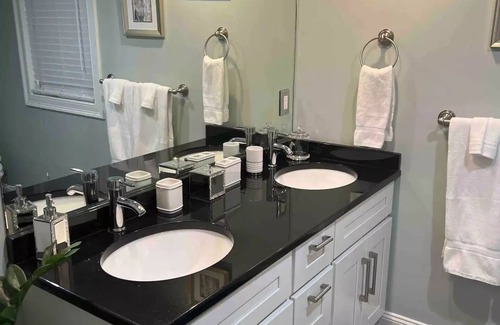 Centerville Bed & Breakfast | Beach nearby Pool/HotSpa Firepit LGbackyard