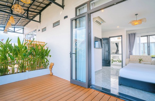 Cam An Hotel | Beach Palm Villa Hoi An