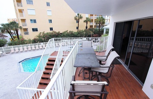 Indian Shores Condo | Beach Palms Condominium 109- Fabulous Gulf views from all rooms!