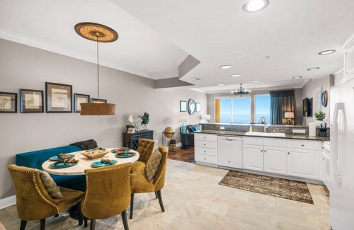Lower Grand Lagoon Condo | Beach Service with "Grand Perks" valued at over a grand ~ thiscondorocks!