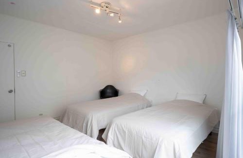 Kamakura House | Beach & Stay 鎌倉長谷 暮らすように泊まる 長谷駅すぐ 海近の個室ゲストハウス