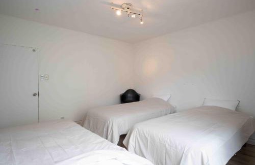 Kamakura House | Beach & Stay 鎌倉長谷 暮らすように泊まる 長谷駅すぐ 海近の個室ゲストハウス