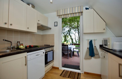 Martin Ski Chalet | Beach View - Kingsdown Resort