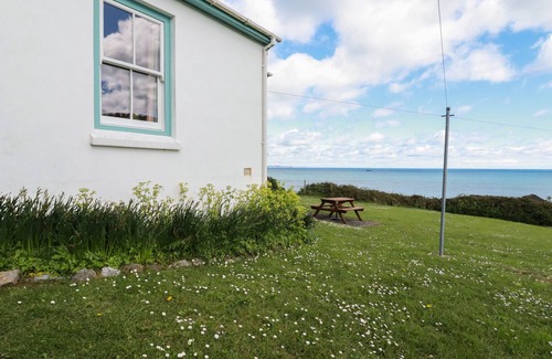 Gorran Haven House | BEACHCLIFF, pet friendly, character holiday cottage in Gorran Haven