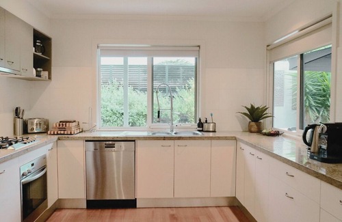 Point Lonsdale House | BEACHCOMBER