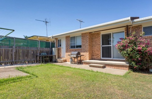 Old Bar Apartment | Beachcomber, TOP NOTCH