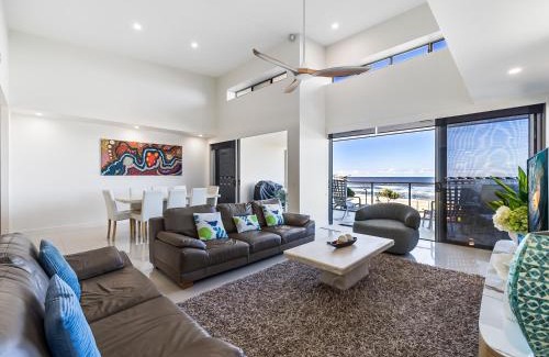 Maroochydore Apartment | Beaches on Maroochy 1 Beach Parade