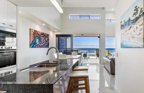 Maroochydore Apartment | Beaches on Maroochy 1 Beach Parade
