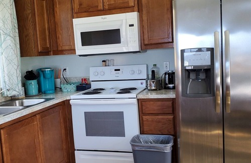 Makah Indian Reservation House | Beachfront 1-bedroom mobile home located in Neah Bay, near Olympic Peninsula