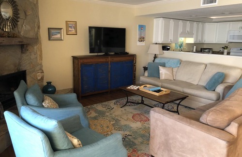 Pensacola Beach Condo | Beachfront 2BR Condo, 2 Large Balconies on Gulf, Pool - Starboard Village 224