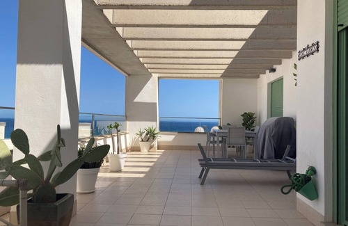La Parata Apartment | Beachfront apartment with large terrace
