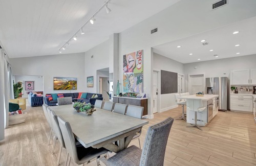 Harbor Beach House | Beachfront Bliss: 6 Bedroom Home with Heated Pool