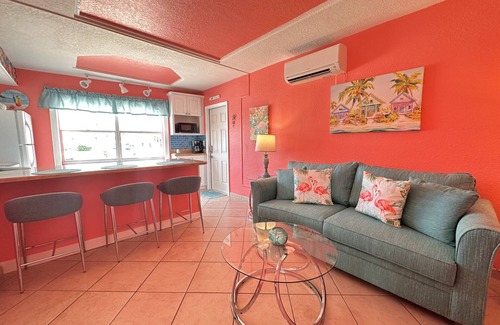 Pompano Beach Condo | BEACHFRONT COMPLEX JUST STEPS TO THE OCEAN Free Parking Full Kitchen Heated Pool