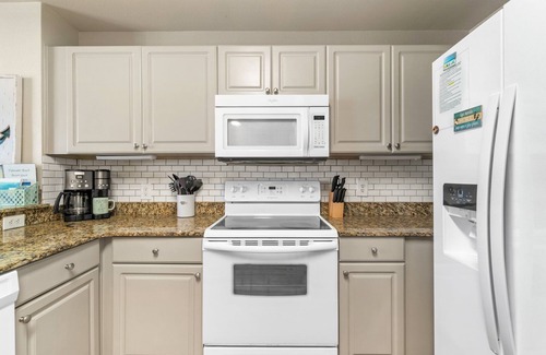 Panama City Beach Condo | Beachfront Five Star Family Friendly Condo Near Pier Park, Sleeps 5