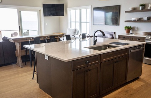 Madison House | Beachfront home with heated pool