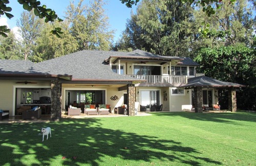 Haleiwa House | Beachfront Luxury Home With Spacious Yard North Shore of Oahu
