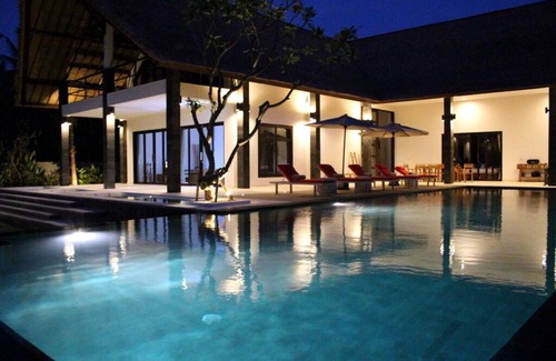 Gerokgak Villa | Beachfront Luxury Villa in the unspoiled & authentic North Bali