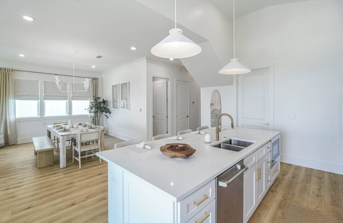 Henderson Point House | Beachfront Oasis - Private Pool + High End Finishes
