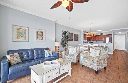West Panama City Beach Condo | BEACHFRONT Panoramic Corner Unit, Beach Service, Wifi, free parking, Sleeps 6!