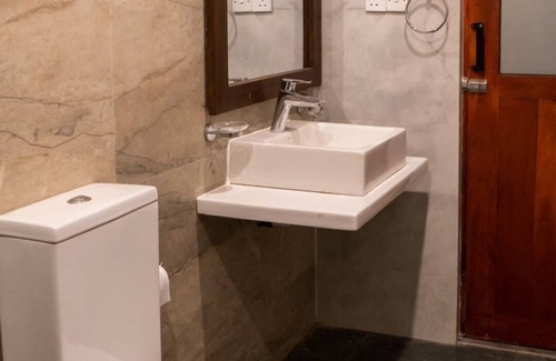 Dickwella Villa | Beachfront private villa