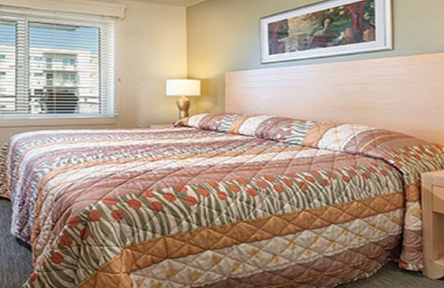 Seaside Gilbert District Resort | Beachfront Resort on the Promenade w/Ocean Views!