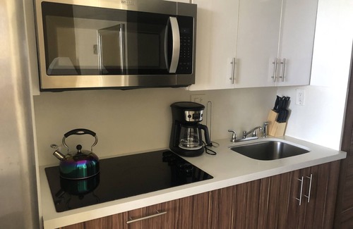 Sunny Isles Beach Hotel | Beachfront studio, Heated Pool, Beach, Sauna, Gym , Resort