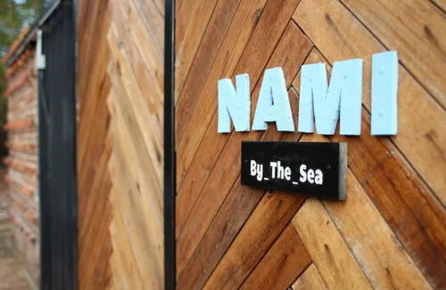 Kampung Gok Kapur Cabin | Beachfront Twin Cabin w/children paddle pool - 1 min from the beach!