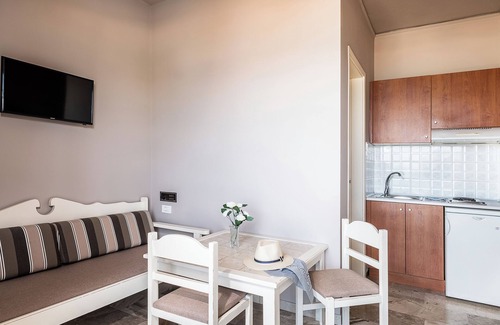 Kato Stalos Apartment | Beachfront Two Bedroom Apartment with kitchenette. nLia Bechfront Apartments