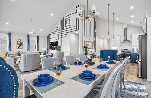 McCutcheon Field House | Beachfront Escape | Pool, Hot Tub, Sauna, Fire Pit & EV Charger | Infinity Table