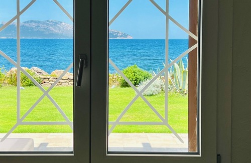 Pittulongu Villa | Beachfront villa with pool