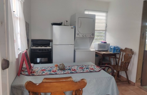 Guaniquilla Apartment | Beachfront, Walk to Restaurants & Surfing area, WIFI, SolarPower, Gated, Parking